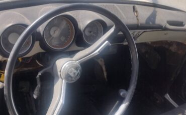 Volkswagen-fastback-1967-7