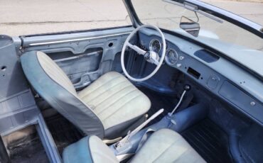 Volkswagen-ghia-1961-20