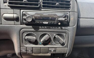 Volkswagen-jetta-1995-12