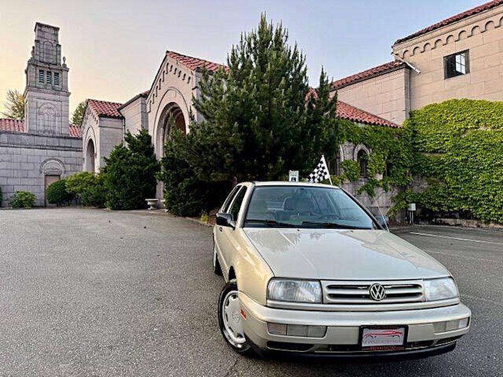 Volkswagen-jetta-1995-silver-10
