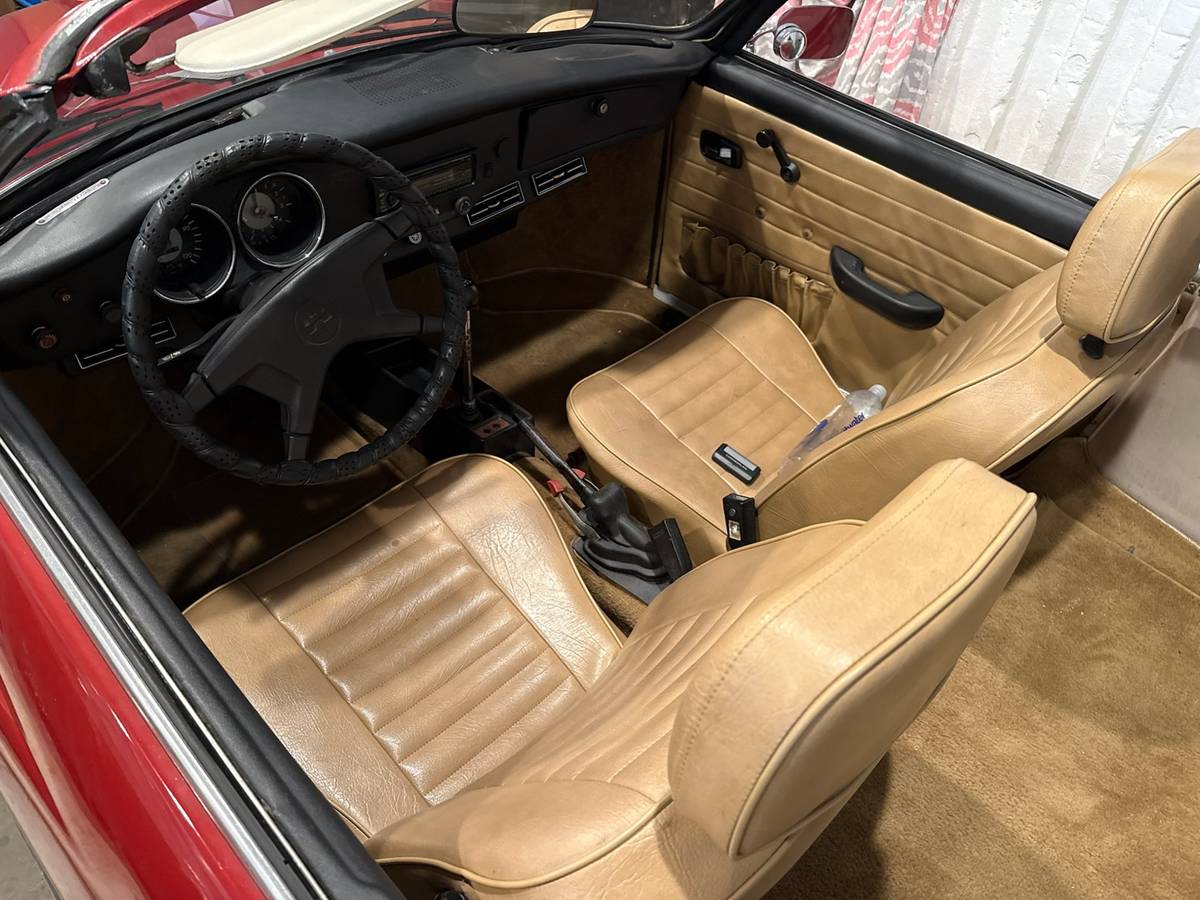 Volkswagen-karman-ghia-1972-red-4