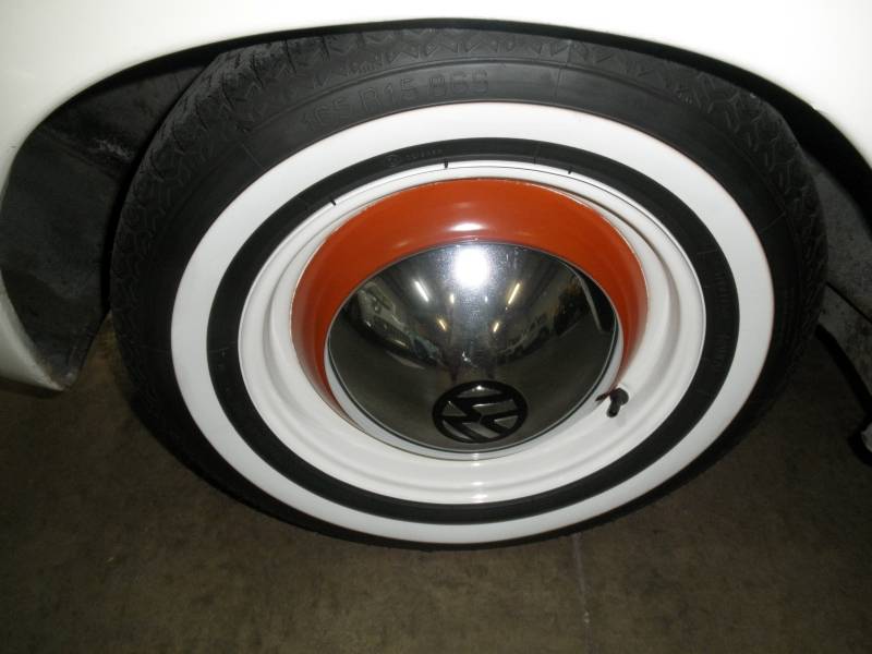 Volkswagen-karmann-ghia-1963-8