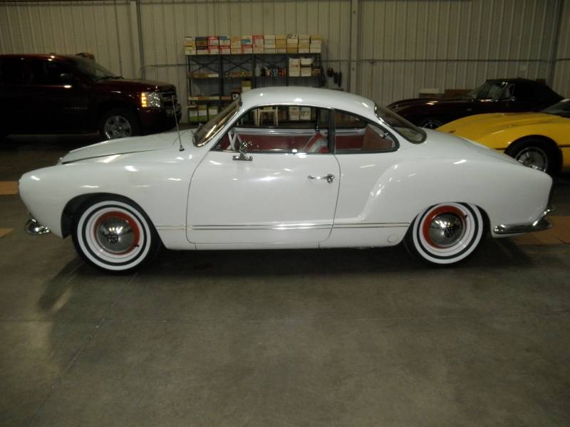 Volkswagen-karmann-ghia-1963-9