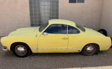 Volkswagen-karmann-ghia-1974-4