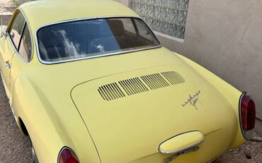Volkswagen-karmann-ghia-1974-5