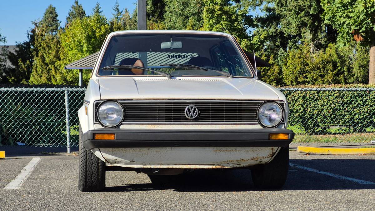 Volkswagen-rabbit-1978-white-1