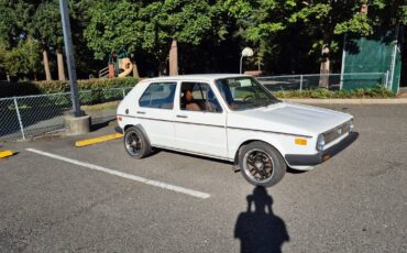Volkswagen-rabbit-1978-white-3
