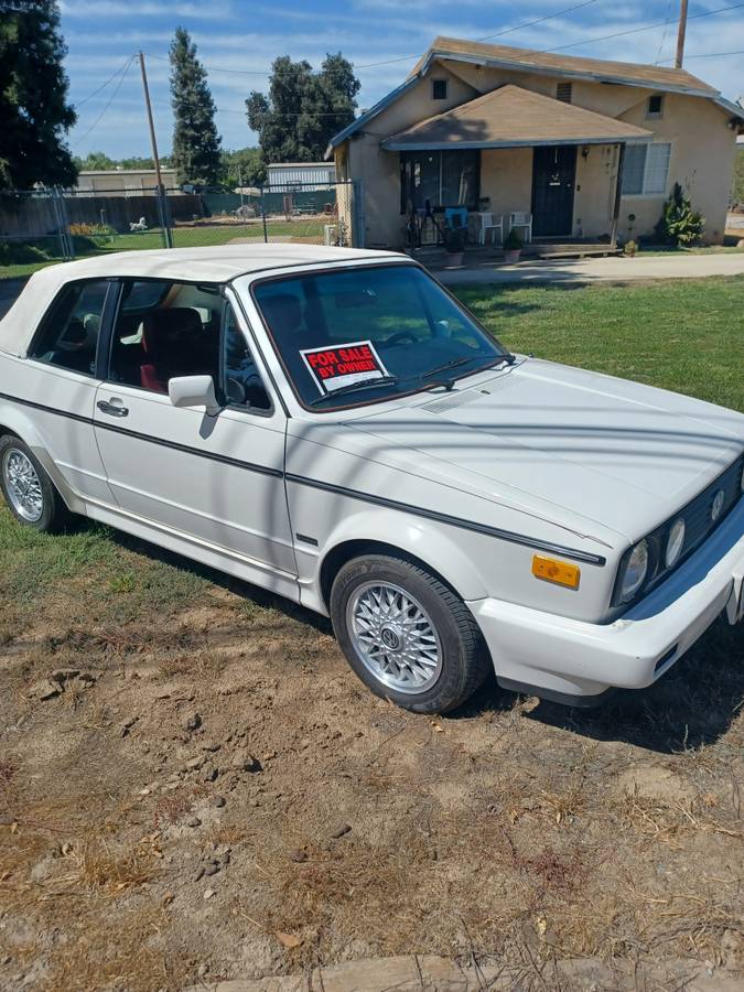 Volkswagen-rabbit-1988-white