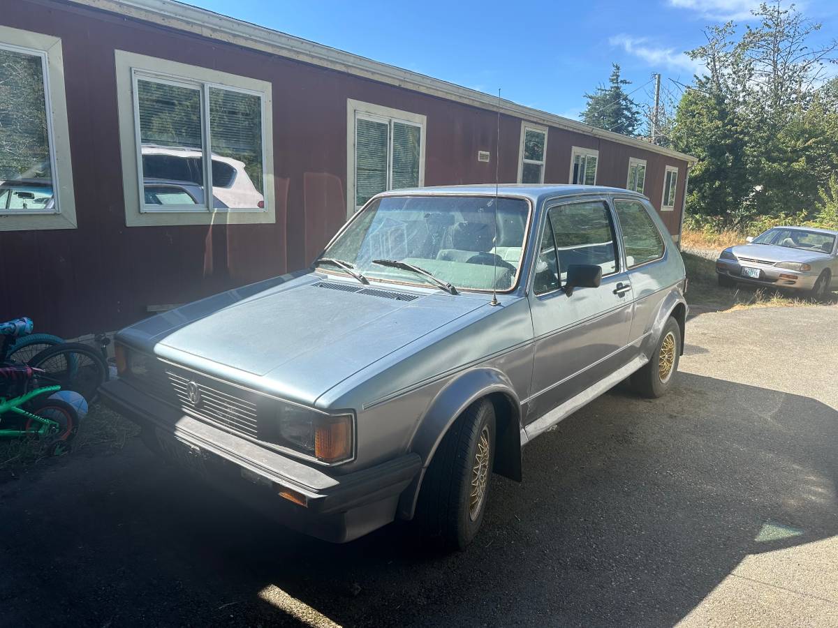Volkswagen-rabbit-diesel-1981-blue-6