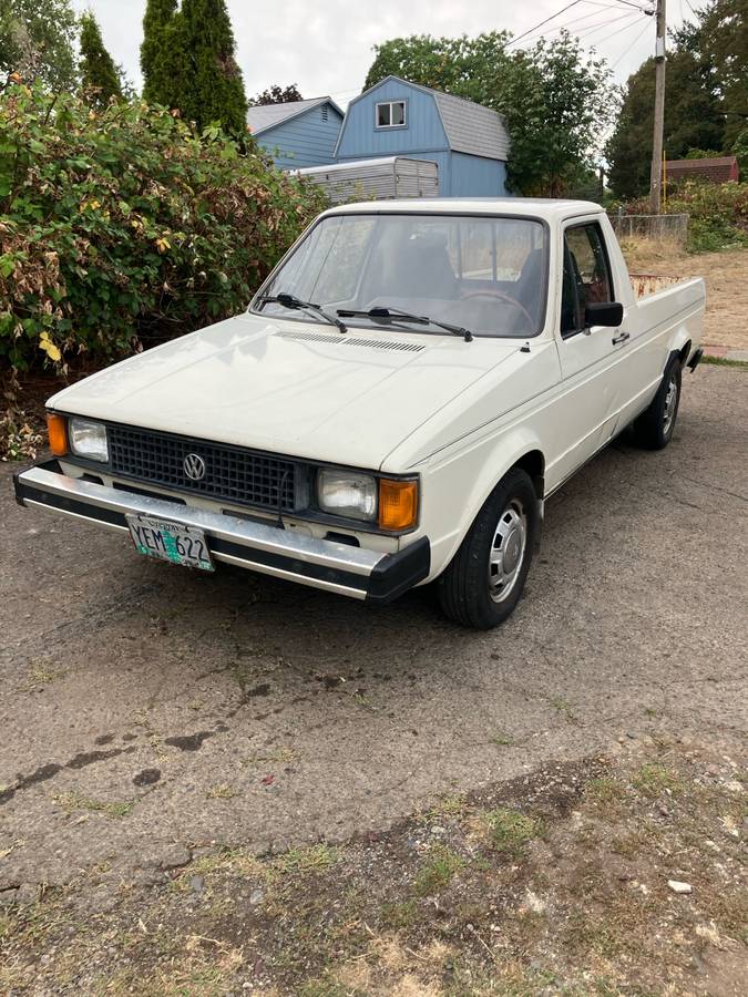 Volkswagen-rabbit-pickup-diesel-1981-white-1
