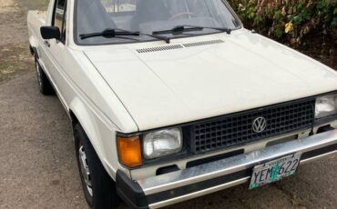 Volkswagen-rabbit-pickup-diesel-1981-white-9
