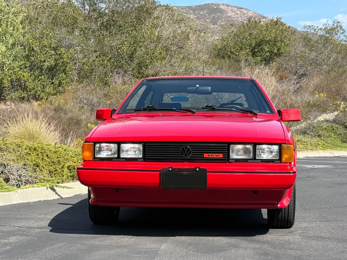 Volkswagen-scirocco-16v-1988-red-11