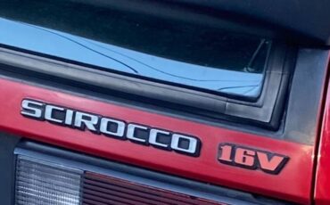 Volkswagen-scirocco-16v-1988-red-14