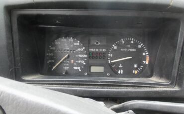 Volkswagen-scirocco-1985-12