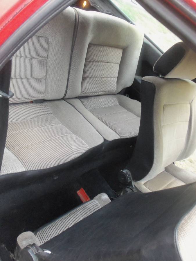 Volkswagen-scirocco-1985-6