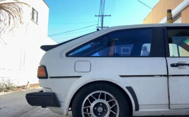 Volkswagen-scirocco-1987-white-14