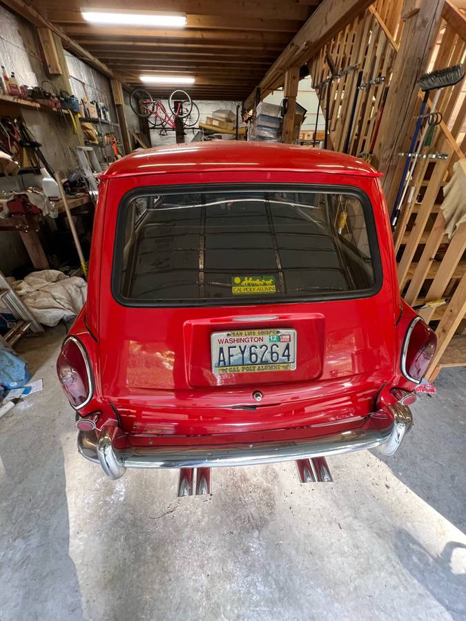 Volkswagen-squareback-1966-red-7