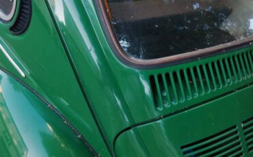 Volkswagen-super-beetle-1973-green-3