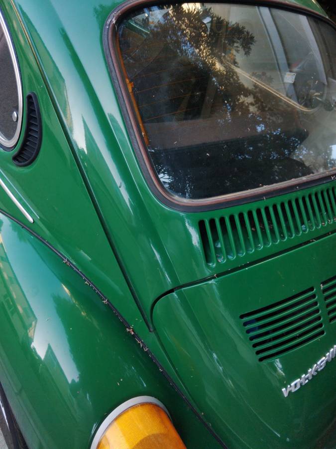 Volkswagen-super-beetle-1973-green-3