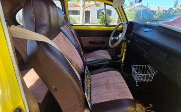 Volkswagen-super-beetle-1974-yellow-16
