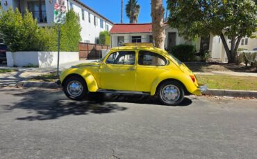 Volkswagen-super-beetle-1974-yellow-3