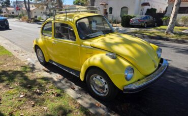 Volkswagen-super-beetle-1974-yellow