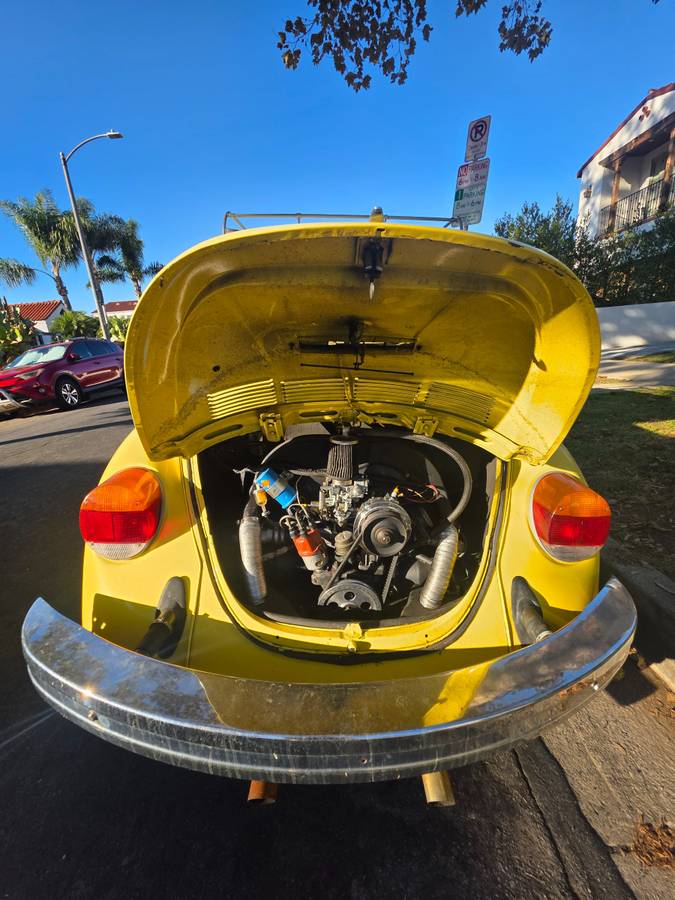 Volkswagen-super-beetle-1974-yellow-5