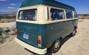 Volkswagen-t2-1978-green-12