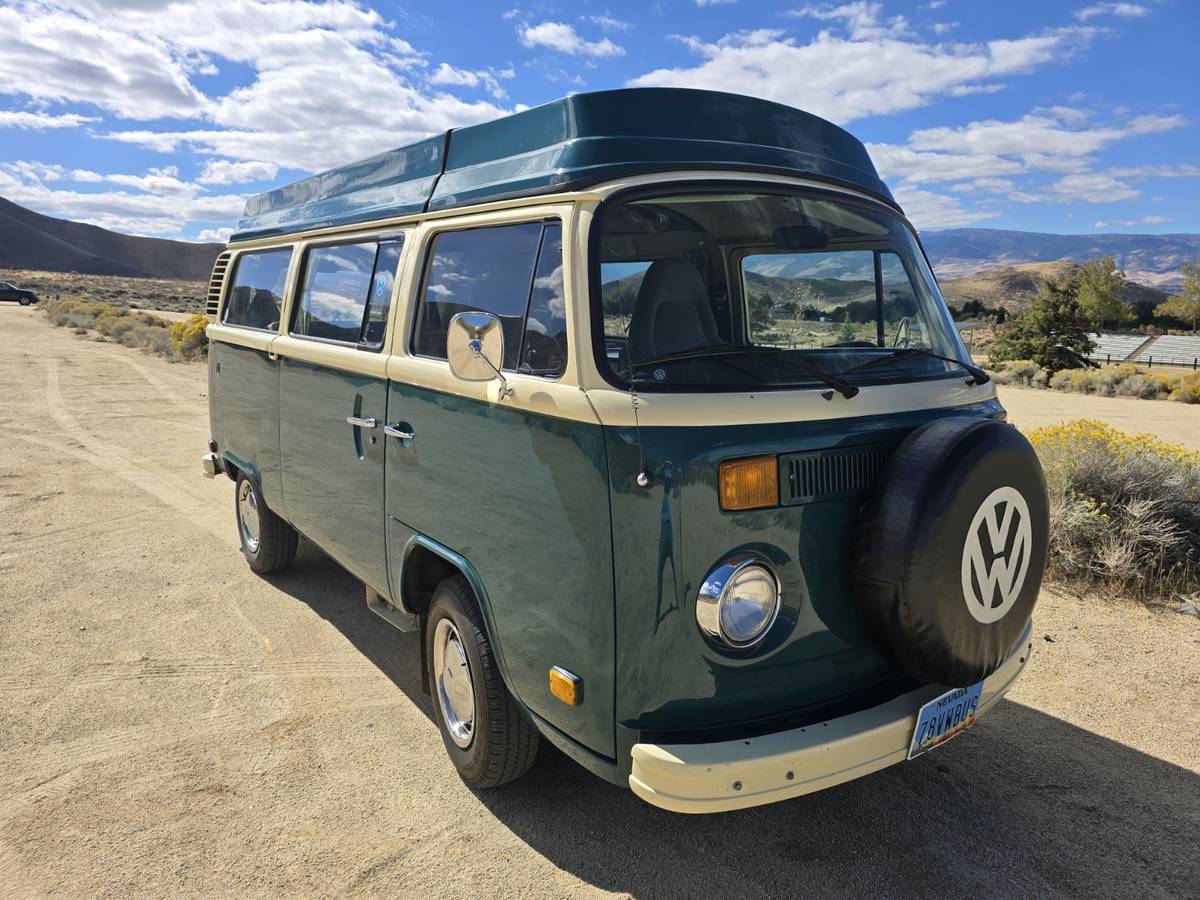 Volkswagen-t2-1978-green-14