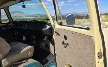 Volkswagen-t2-1978-green-15