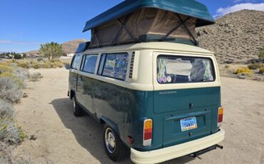 Volkswagen-t2-1978-green-4