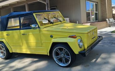 Volkswagen-thing-1973-yellow-9