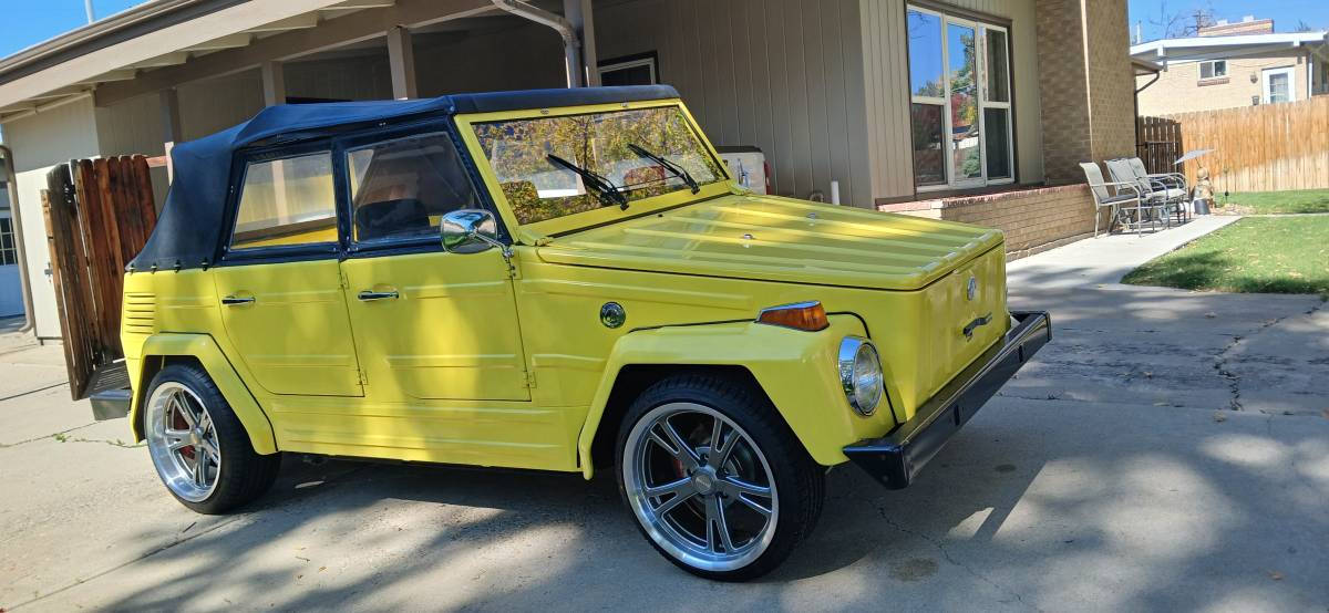 Volkswagen-thing-1973-yellow-9