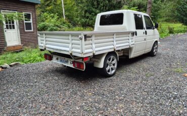 Volkswagen-transporter-1992-white-1