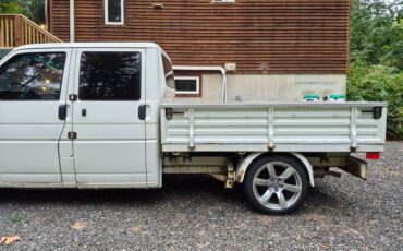 Volkswagen-transporter-1992-white-4
