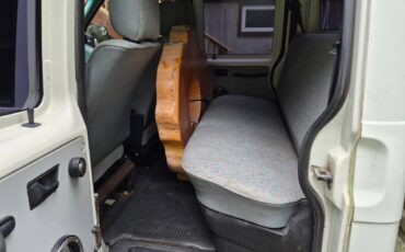 Volkswagen-transporter-1992-white-9