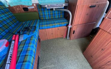 Volkswagen-type-2-westfalia-camper-1975-white-3