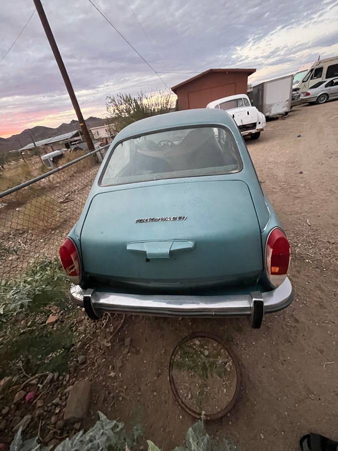 Volkswagen-type-3-fastback-1973-green-7