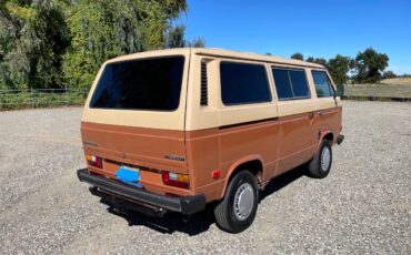 Volkswagen-vanagon-1984-1