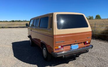 Volkswagen-vanagon-1984-4