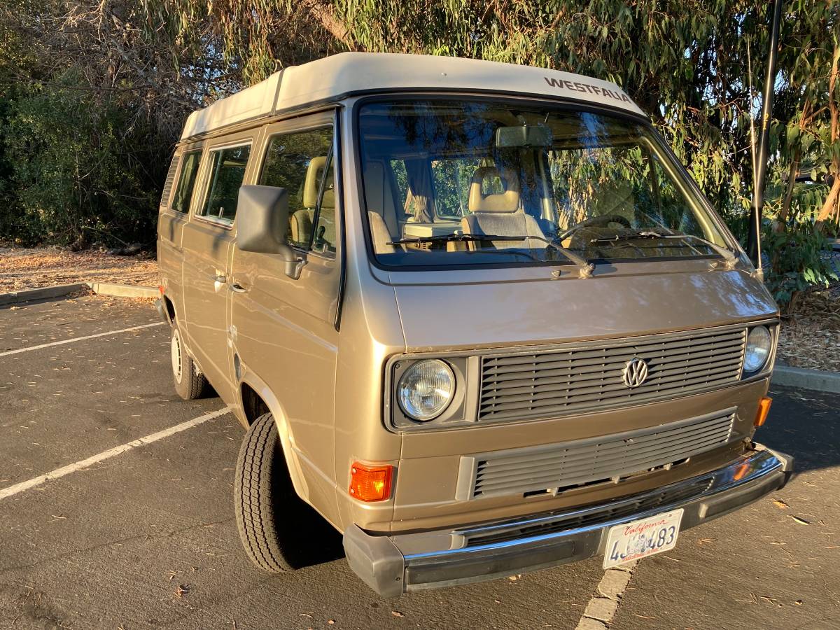 Volkswagen-vanagon-1985-brown-2