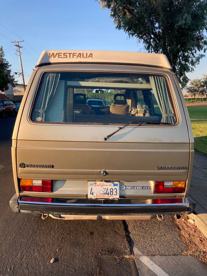 Volkswagen-vanagon-1985-brown-3