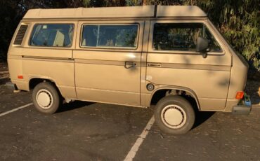 Volkswagen-vanagon-1985-brown-4