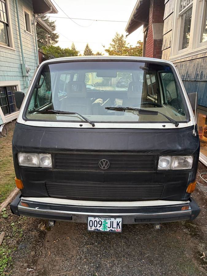 Volkswagen-vanagon-1986-2