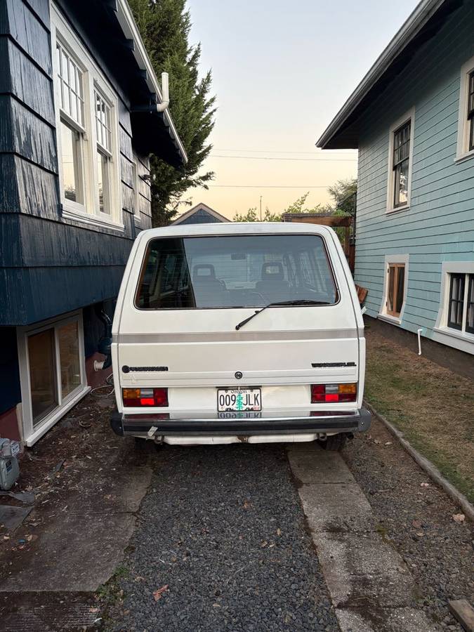 Volkswagen-vanagon-1986-4