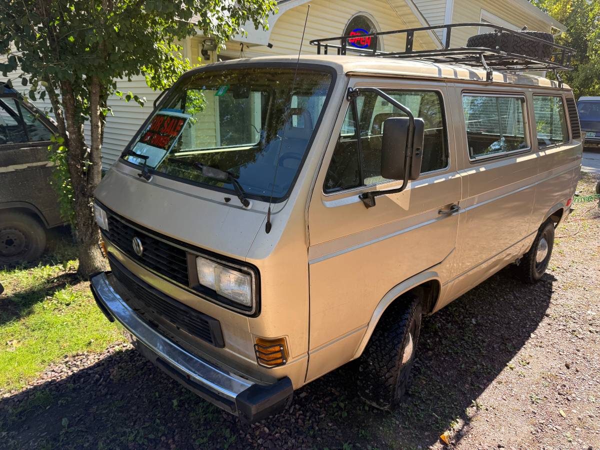 Volkswagen-vanagon-1986-brown-2
