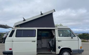 Volkswagen-vanagon-1989-white-8