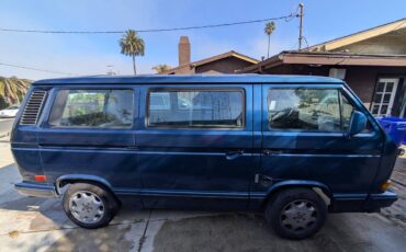 Volkswagen-vanagon-1990-blue-3