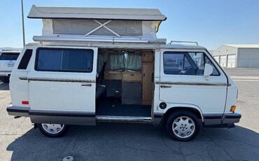 Volkswagen-vanagon-1990-custom-11