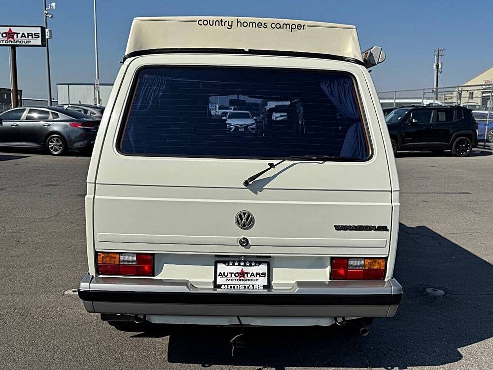Volkswagen-vanagon-1990-custom-2